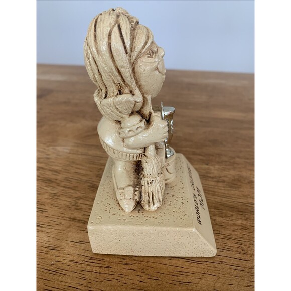 WORLDS GREATEST MOM W-135 Figurine Statue Figure PAULA 1970 Vintage So Cute - Picture 4 of 7